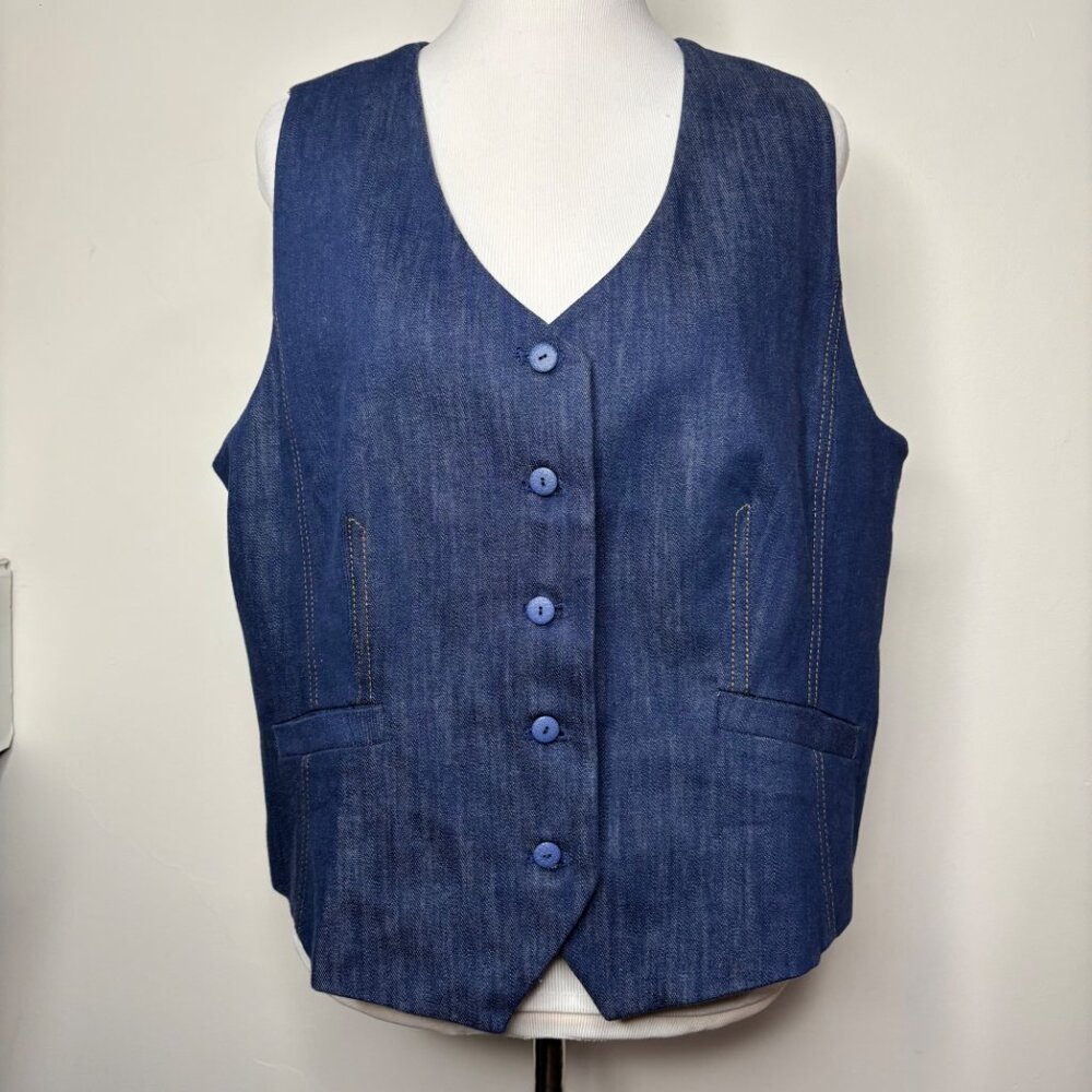 Talbots Women's Blue Denim Button Western Vest Size 16